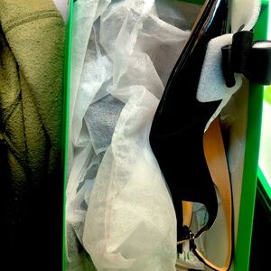 New size 11 kitten with a bow heels 😊👠👠👠